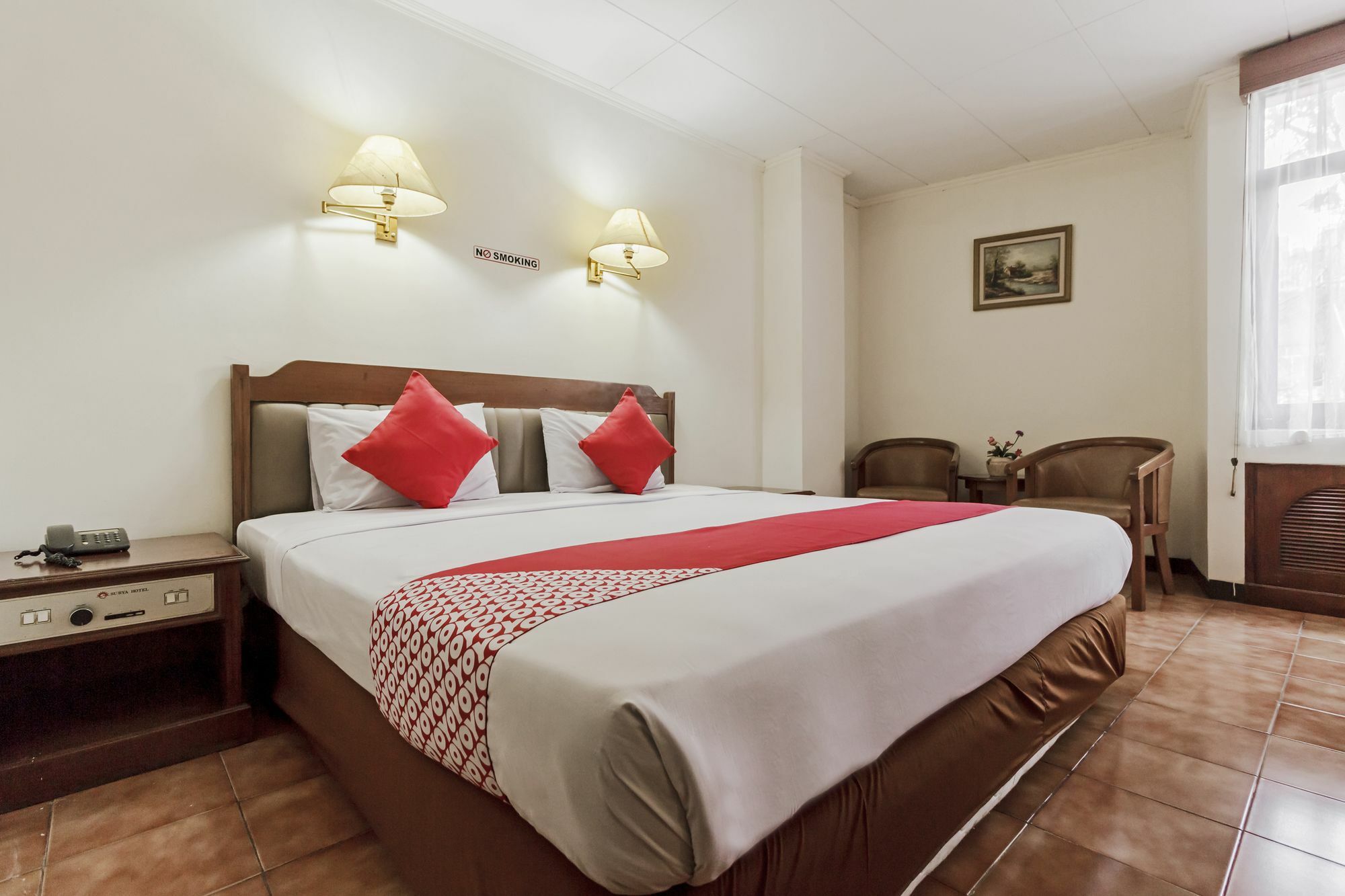 Oyo 108 Hotel Surya Джакарта Екстер'єр фото